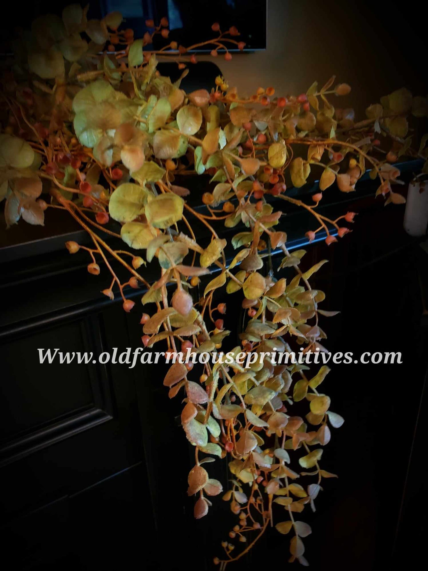 #19585PT Fall Eucalyptus Vine.