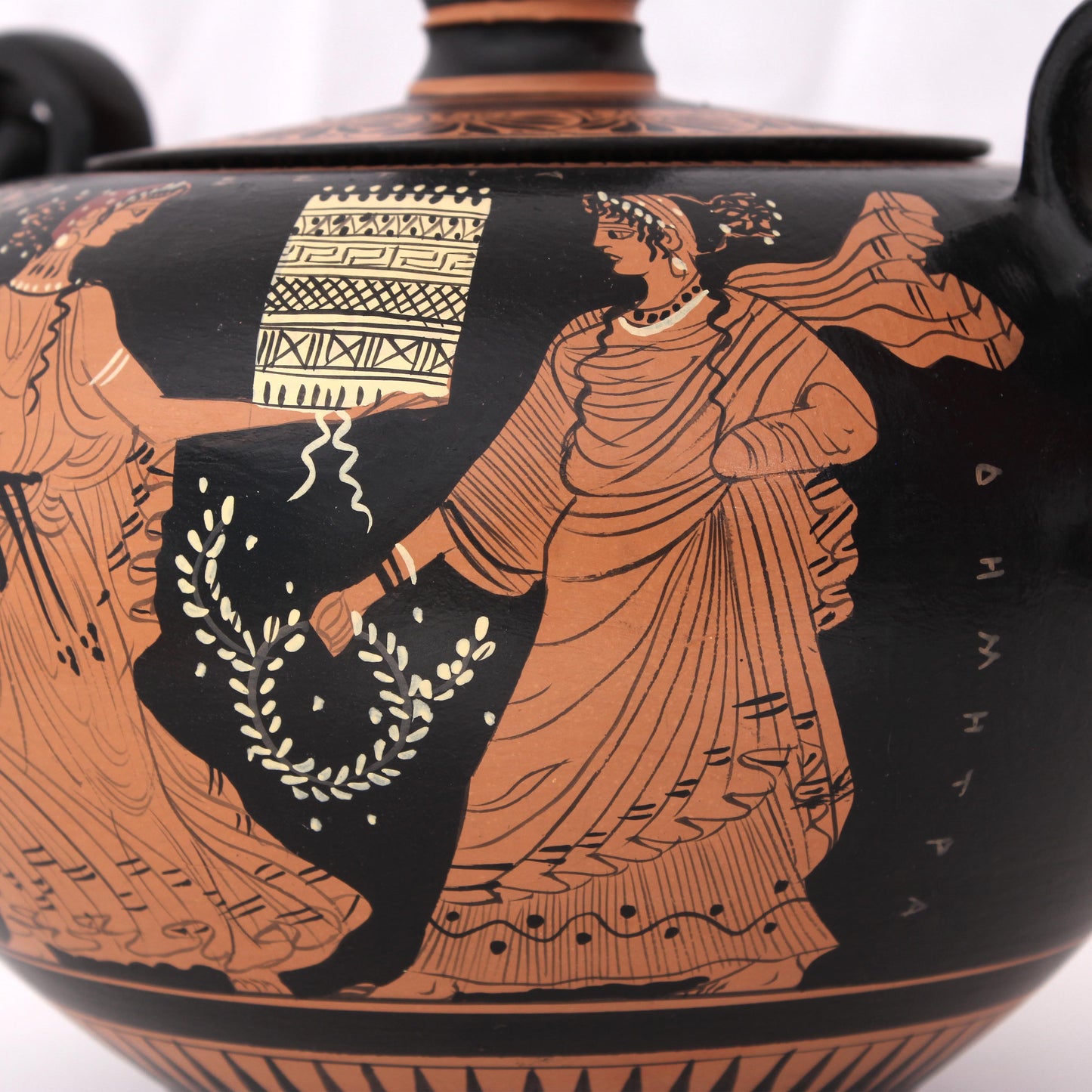 Ancient Greek Red-Figure Fontaniera Vase